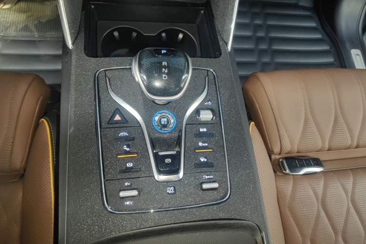 Used BYD Tang New Energy 2021 DM-i 112KM Prestige Model Gear Lever