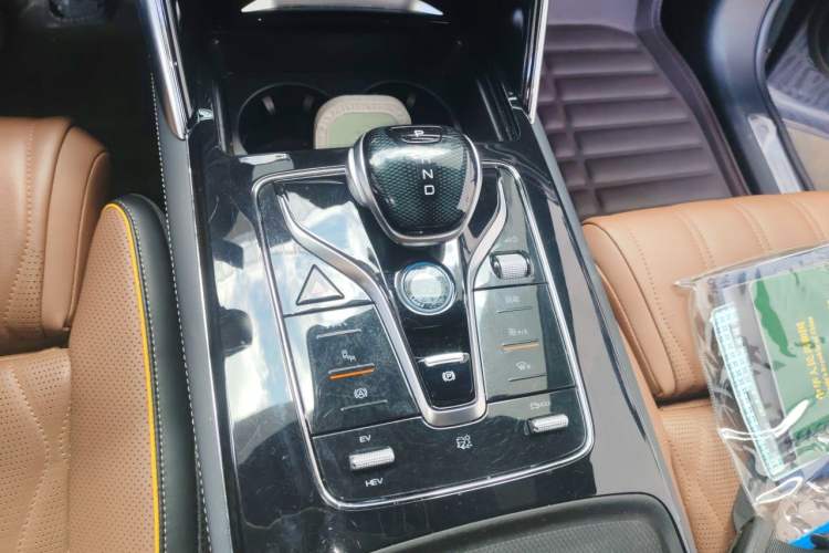Used BYD Tang New Energy 2021 DM-i 112KM Prestige Model Gear Lever