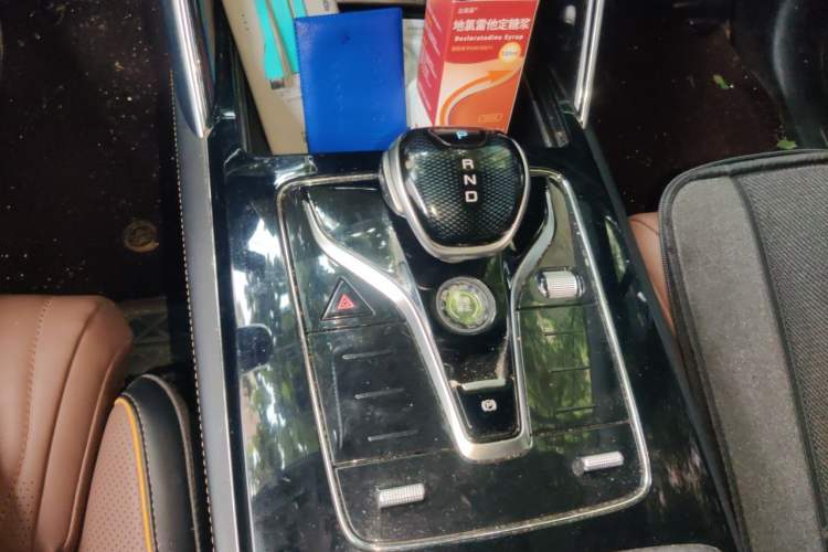 Used BYD Tang New Energy 2021 DM-i 112KM Prestige Model Gear Lever