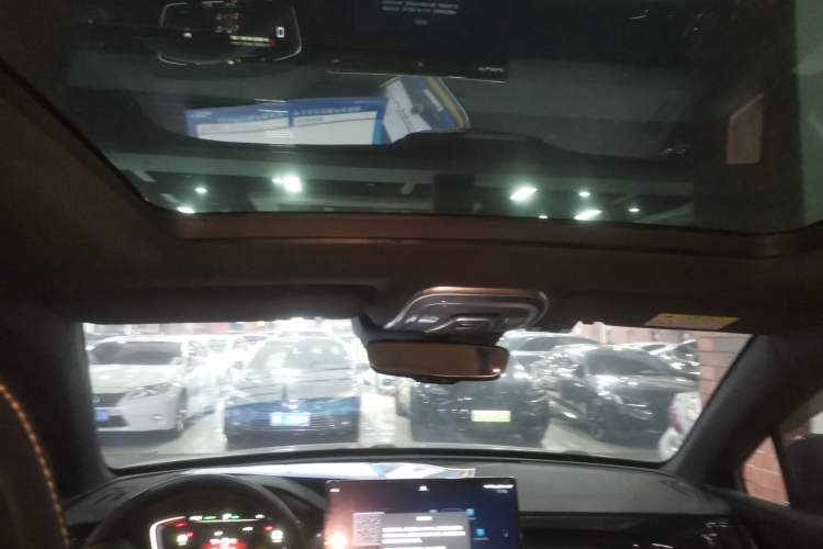 Used BYD Tang New Energy 2021 DM 2.0T Four-Wheel Drive Performance Edition Prestige Model Headliner
