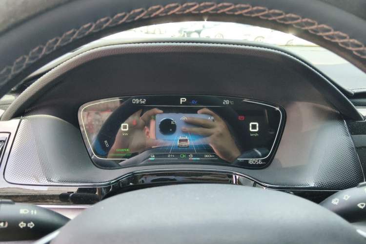 Used BYD Tang New Energy 2021 DM-i 112KM Prestige Model Instrument Cluster