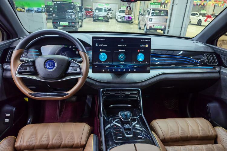 Used BYD Tang New Energy 2021 DM 2.0T Four-Wheel Drive High-Performance Flagship Model Interior 1