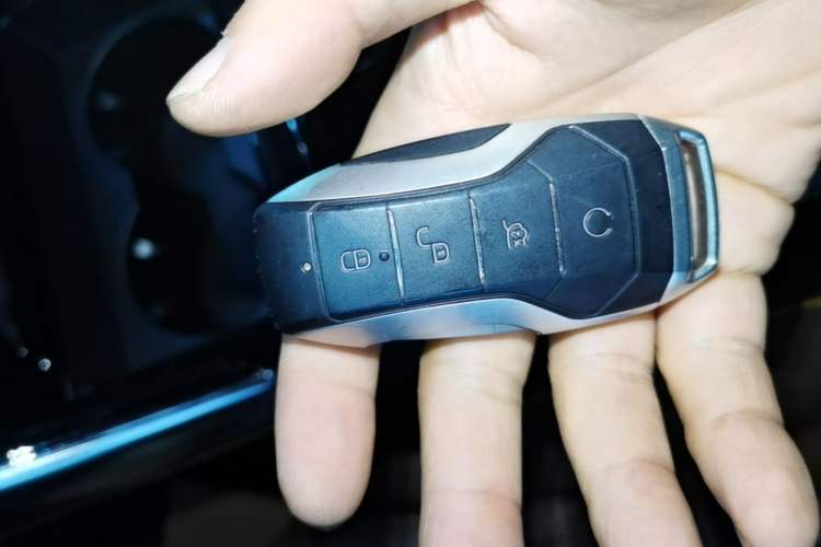 Used BYD Tang New Energy 2021 DM-i 112KM Prestige Model Interior 1