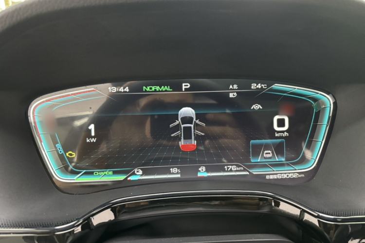 Used BYD Tang New Energy 2021 DM-i 112KM Prestige Model Interior 10
