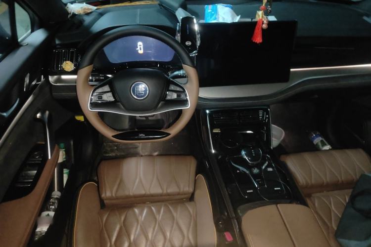 Used BYD Tang New Energy 2021 DM-i 112KM Prestige Model Interior 2