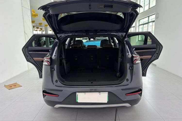 Used BYD Tang New Energy 2021 DM-i 112KM Prestige Model Interior 9