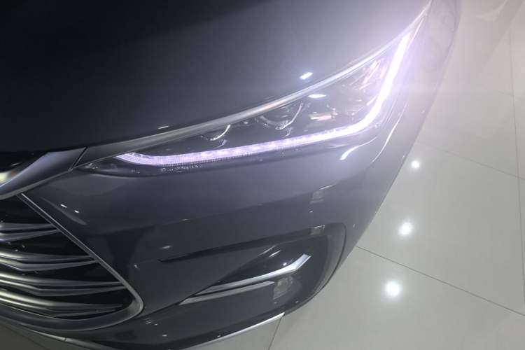Used BYD Tang New Energy 2021 DM-i 112KM Prestige Model Left Front Headlight