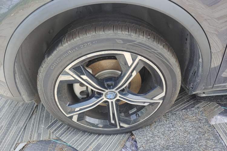 Used BYD Tang New Energy 2021 DM 2.0T Four-Wheel Drive Performance Edition Prestige Model Left Front Wheel Hub
