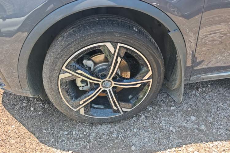 Used BYD Tang New Energy 2021 DM-i 112KM Prestige Model Left Front Wheel Hub