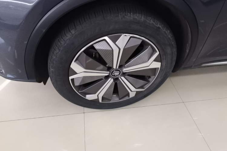 Used BYD Tang New Energy 2021 EV Long-Range Luxury Model Left Front Wheel Hub