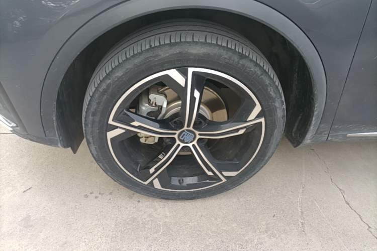 Used BYD Tang New Energy 2021 DM-i 112KM Prestige Model Left Front Wheel Hub