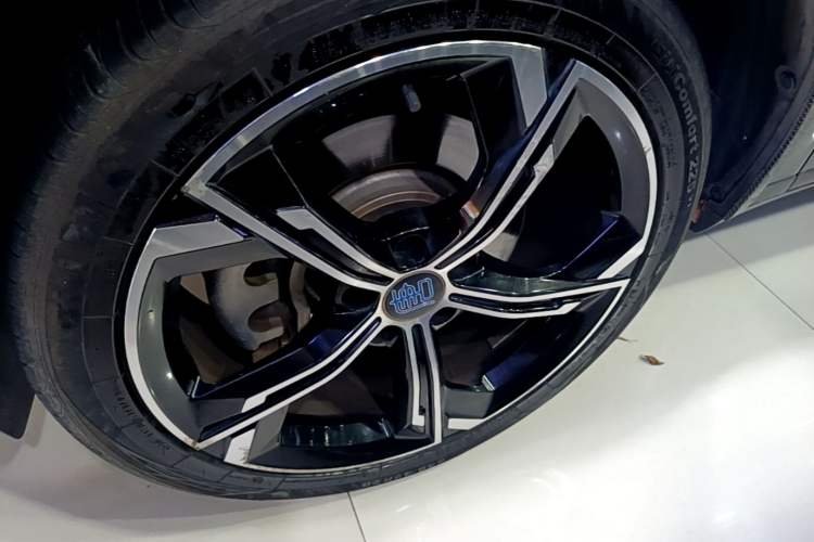 Used BYD Tang New Energy 2021 DM 2.0T Four-Wheel Drive Performance Edition Prestige Model Left Front Wheel Hub