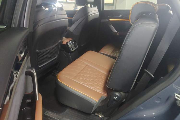 Used BYD Tang New Energy 2021 DM-i 112KM Prestige Model Left Rear Seat