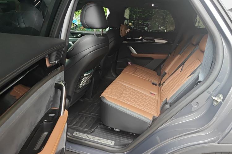 Used BYD Tang New Energy 2021 DM-i 112KM Prestige Model Left Rear Seat