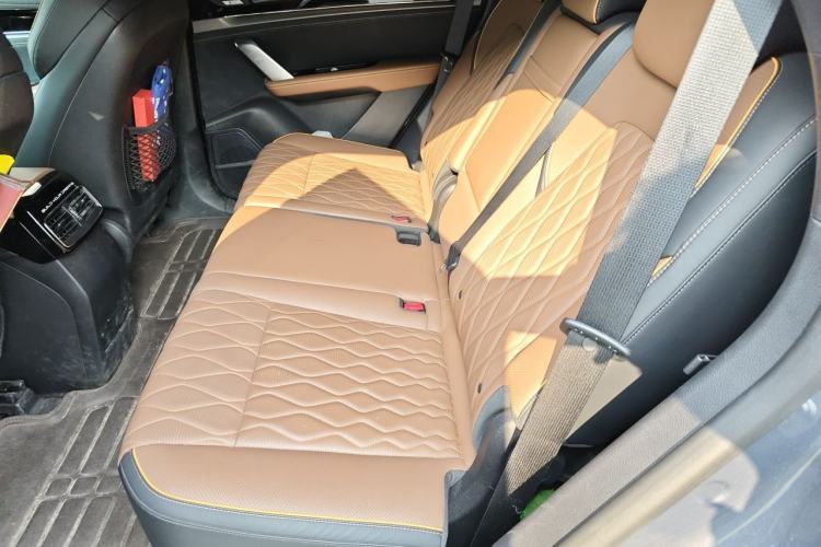 Used BYD Tang New Energy 2021 DM-i 112KM Prestige Model Left Rear Seat
