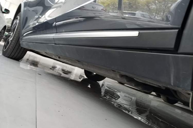 Used BYD Tang New Energy 2021 DM-i 112KM Prestige Model Left Side Sill