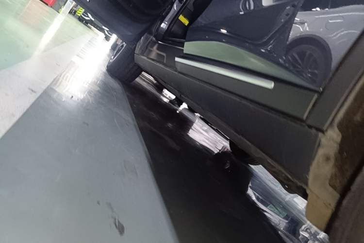 Used BYD Tang New Energy 2021 DM-i 112KM Prestige Model Left Side Sill