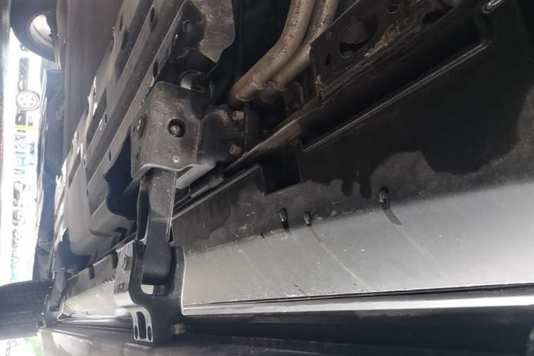 Used BYD Tang New Energy 2021 DM-i 112KM Prestige Model Left Side Sill