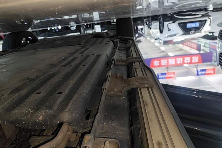 Used BYD Tang New Energy 2021 DM-i 112KM Prestige Model Left Side Sill