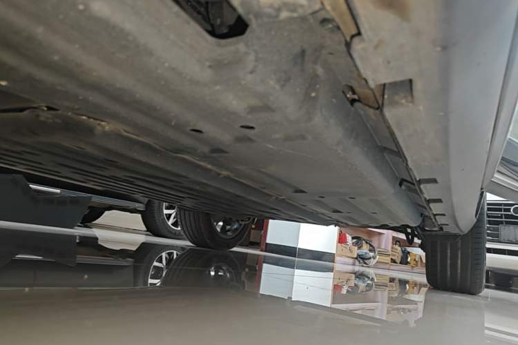 Used BYD Tang New Energy 2021 DM-i 112KM Prestige Model Left Side Sill