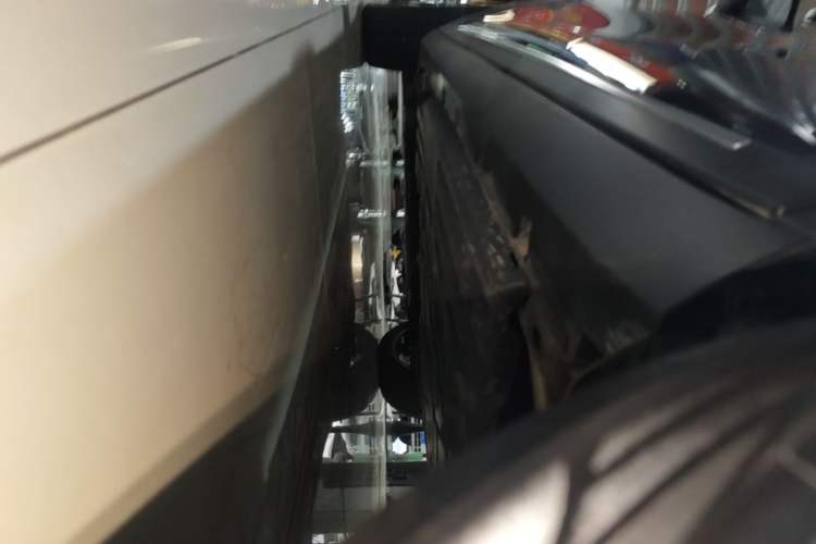 Used BYD Tang New Energy 2021 DM-i 112KM Prestige Model Left Side Sill