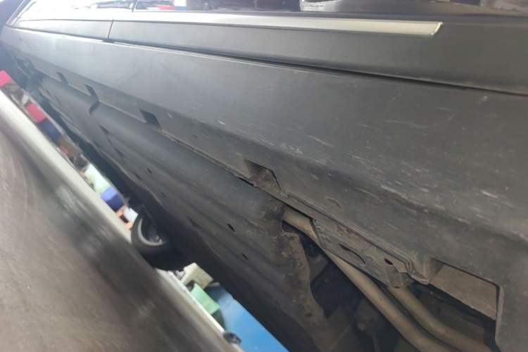 Used BYD Tang New Energy 2021 DM-i 112KM Prestige Model Left Side Sill