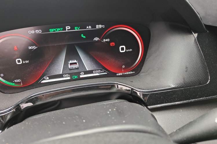Used BYD Tang New Energy 2021 DM-i 112KM Prestige Model Odometer Close Up