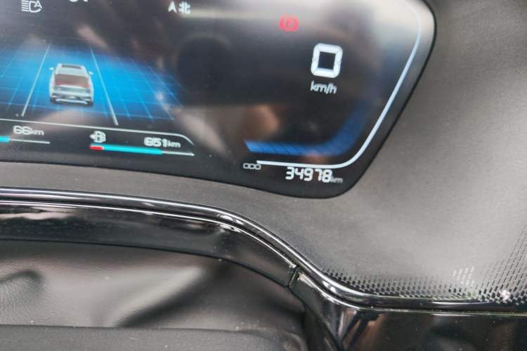 Used BYD Tang New Energy 2021 DM-i 112KM Prestige Model Odometer Close Up