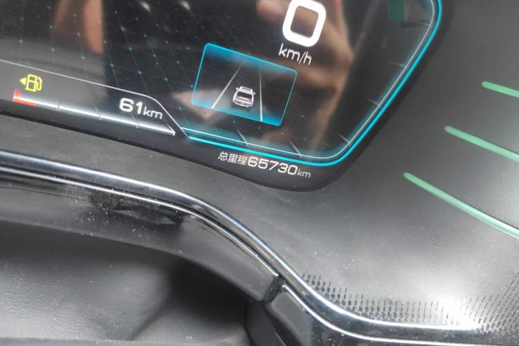 Used BYD Tang New Energy 2021 DM 2.0T Four-Wheel Drive High-Performance Flagship Model Odometer Close Up