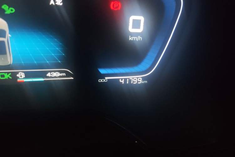Used BYD Tang New Energy 2021 DM-i 112KM Prestige Model Odometer Close Up
