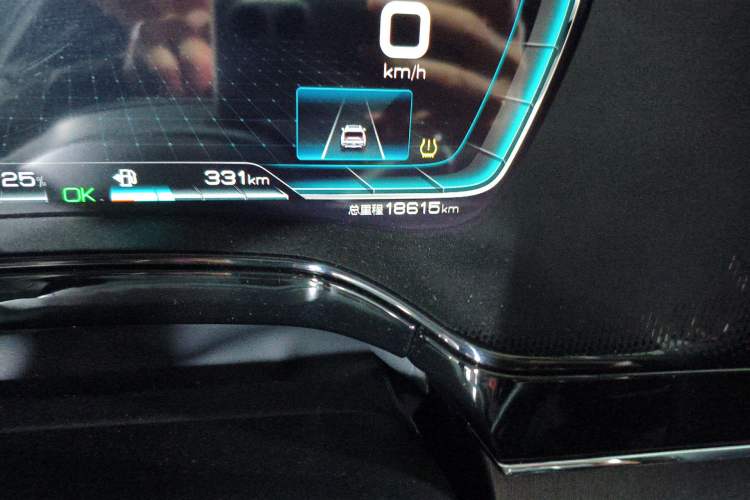 Used BYD Tang New Energy 2021 DM-i 112KM Prestige Model Odometer Close Up