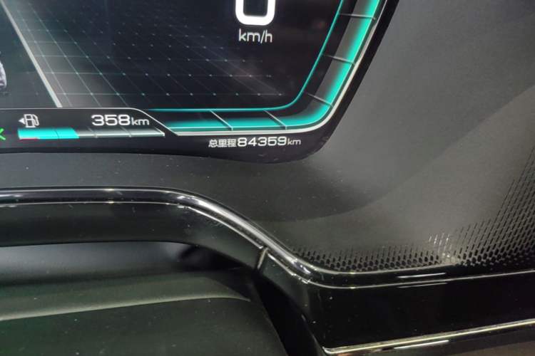 Used BYD Tang New Energy 2021 DM-i 112KM Prestige Model Odometer Close Up