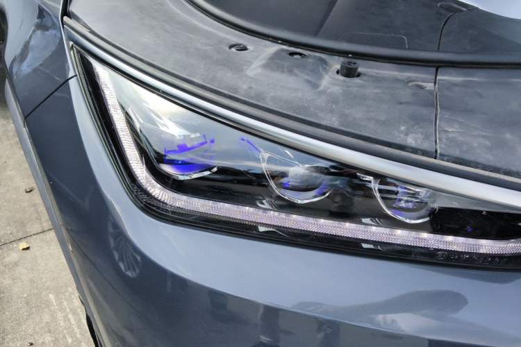 Used BYD Tang New Energy 2021 DM-i 112KM Prestige Model Right Front Headlight