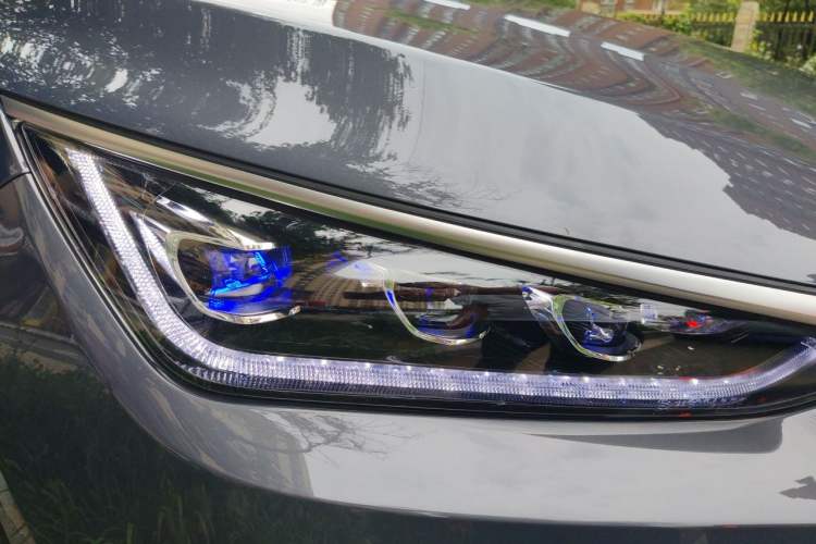 Used BYD Tang New Energy 2021 DM-i 112KM Prestige Model Right Front Headlight