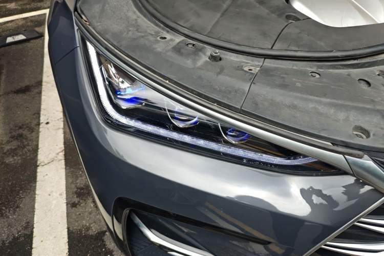 Used BYD Tang New Energy 2021 DM-i 112KM Prestige Model Right Front Headlight