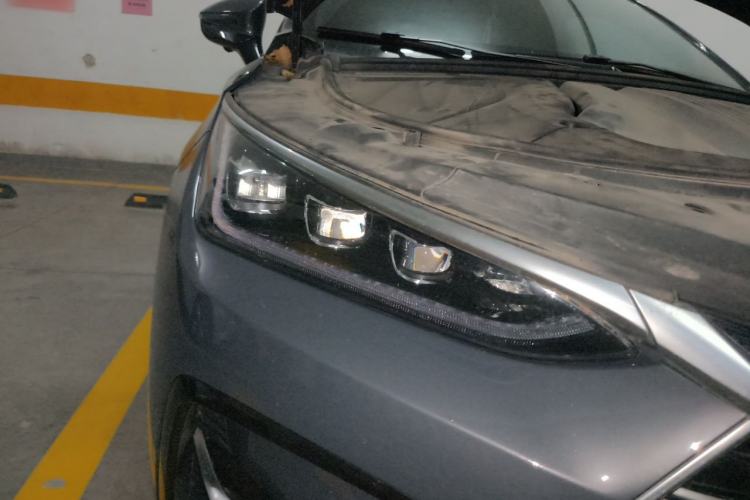 Used BYD Tang New Energy 2021 DM-i 112KM Prestige Model Right Front Headlight