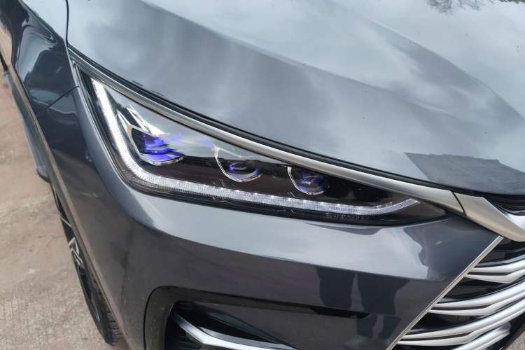 Used BYD Tang New Energy 2021 DM-i 112KM Prestige Model Right Front Headlight