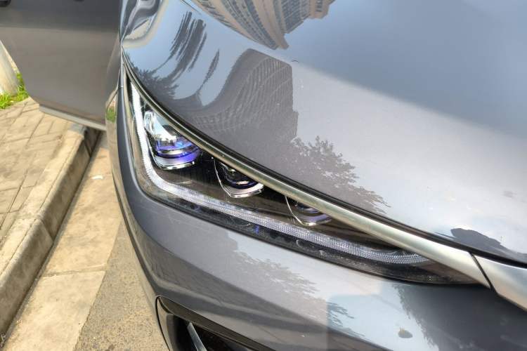 Used BYD Tang New Energy 2021 DM-i 112KM Prestige Model Right Front Headlight