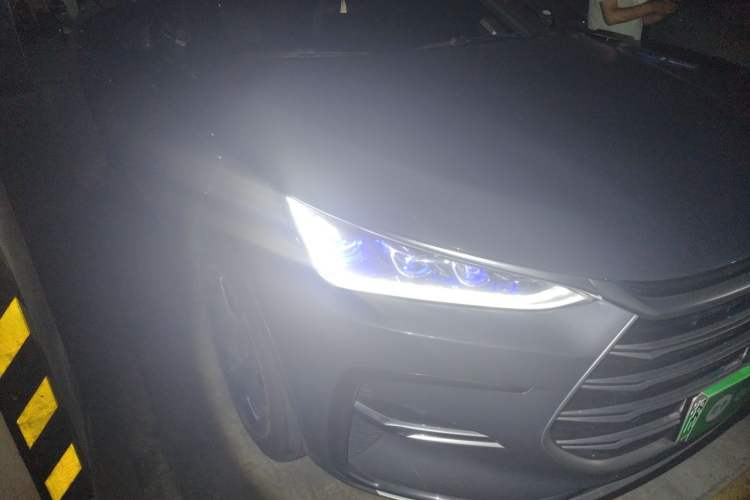 Used BYD Tang New Energy 2021 DM-i 112KM Prestige Model Right Front Headlight