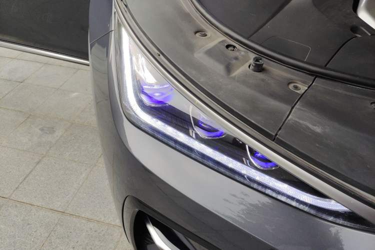 Used BYD Tang New Energy 2021 DM-i 112KM Prestige Model Right Front Headlight