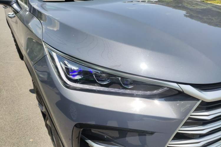 Used BYD Tang New Energy 2021 DM 2.0T Four-Wheel Drive High-Performance Flagship Model Right Front Headlight