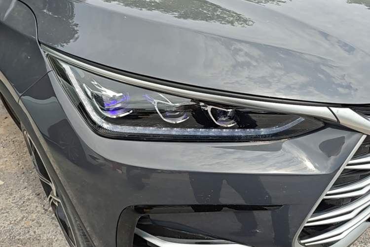 Used BYD Tang New Energy 2021 DM-i 112KM Prestige Model Right Front Headlight