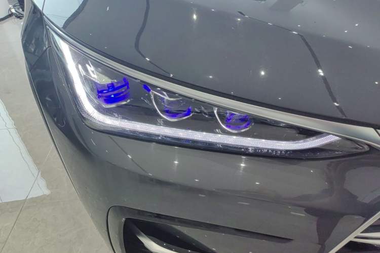 Used BYD Tang New Energy 2021 DM-i 112KM Prestige Model Right Front Headlight