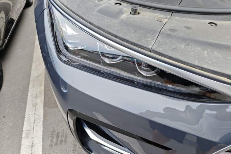 Used BYD Tang New Energy 2021 DM-i 112KM Prestige Model Right Front Headlight