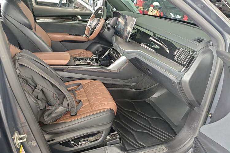 Used BYD Tang New Energy 2021 DM-i 112KM Prestige Model Right Front Seat