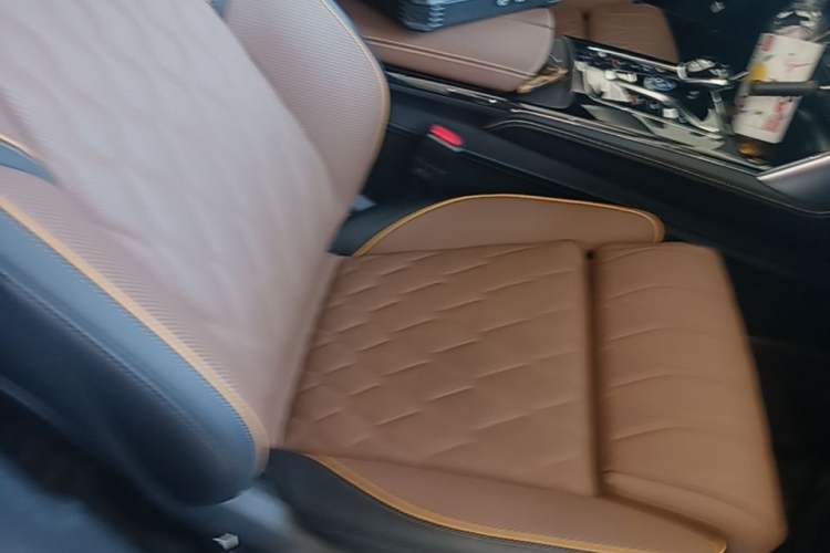 Used BYD Tang New Energy 2021 DM-i 112KM Prestige Model Right Front Seat