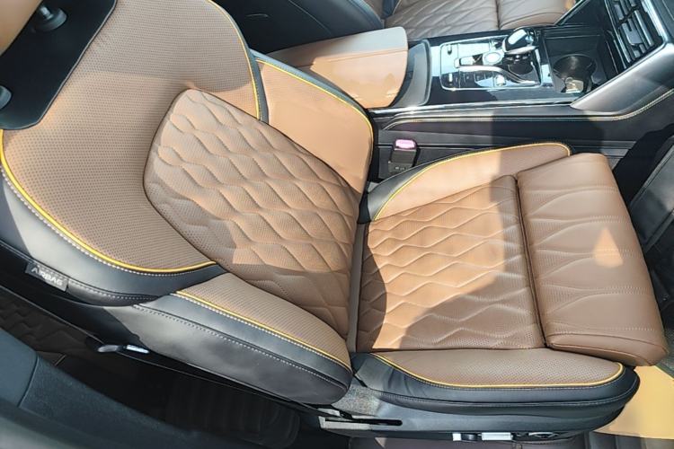Used BYD Tang New Energy 2021 DM-i 112KM Prestige Model Right Front Seat