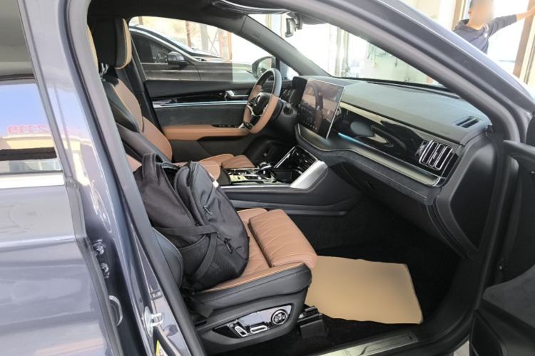 Used BYD Tang New Energy 2021 DM-i 112KM Prestige Model Right Front Seat