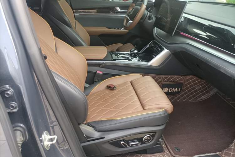 Used BYD Tang New Energy 2021 DM-i 112KM Prestige Model Right Front Seat