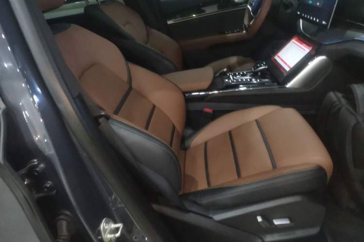 Used BYD Tang New Energy 2021 DM 2.0T Four-Wheel Drive Performance Edition Prestige Model Right Front Seat